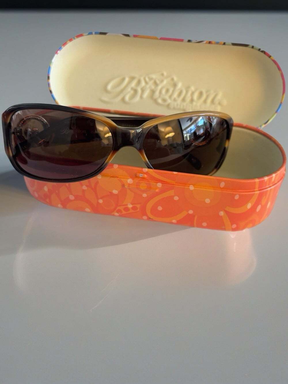 Brighton Heart of Gold Sunglasses Handmade Tortoise Brown With Tin Case 61-15